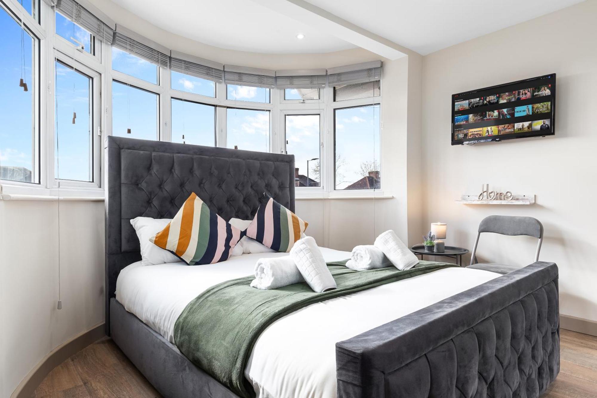 Serviced Ensuite Modern Studio - Sleeps 2 - Near Wembley Stadium - Good Transport Link To Central London - Harrow Ha3 Hatch End ภายนอก รูปภาพ