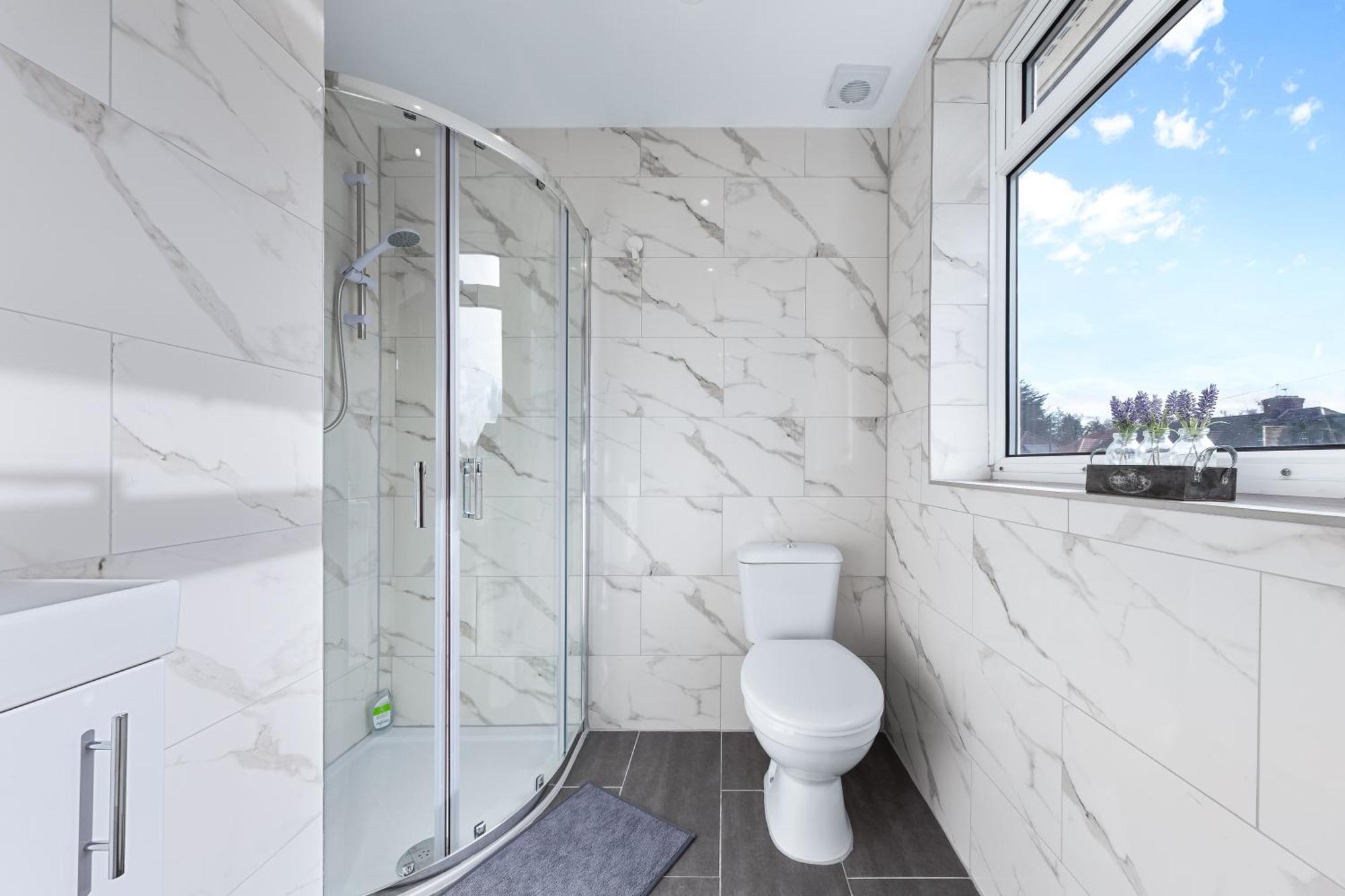 Serviced Ensuite Modern Studio - Sleeps 2 - Near Wembley Stadium - Good Transport Link To Central London - Harrow Ha3 Hatch End ภายนอก รูปภาพ